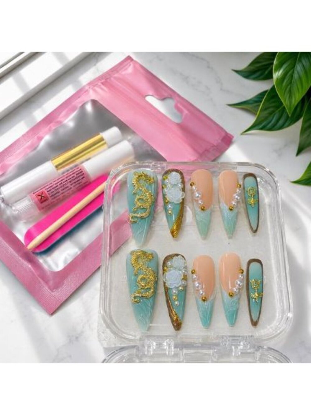 Mint Green & Gold Press-On Nail Set - Picture 3 of 4